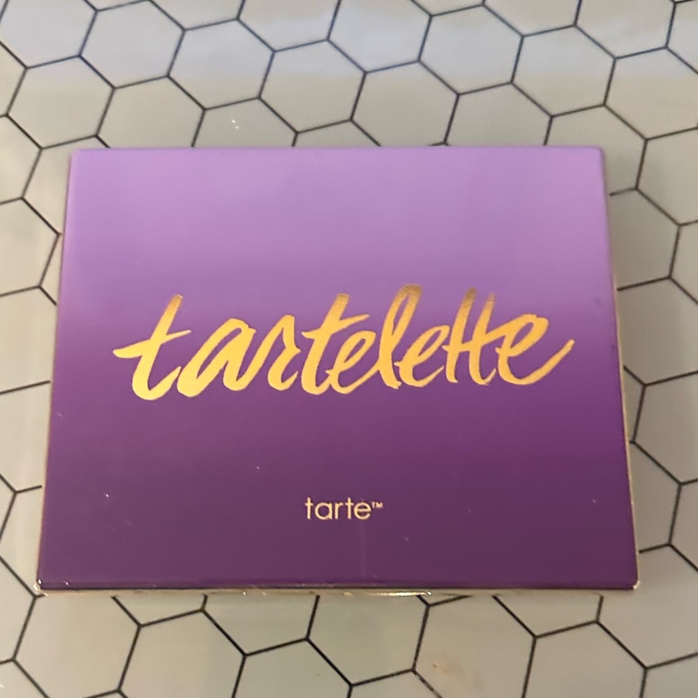 Tarte - Picture 2 of 2